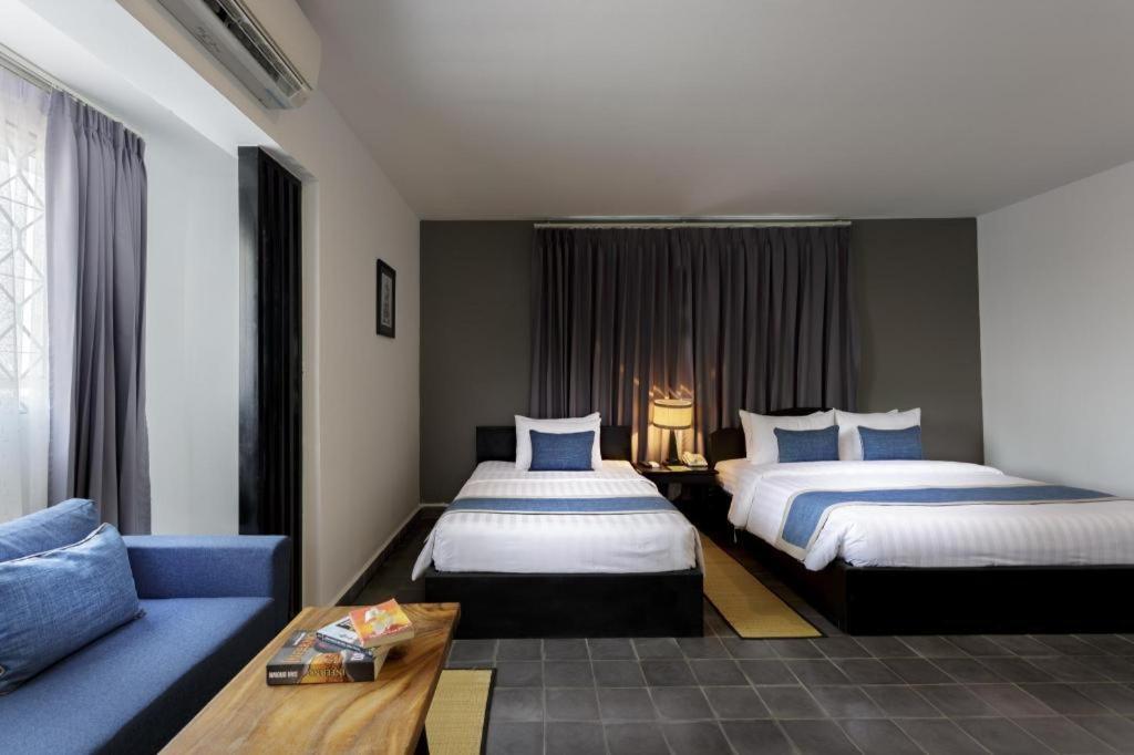 The Cyclo Siem Reap Hotel Bagian luar foto