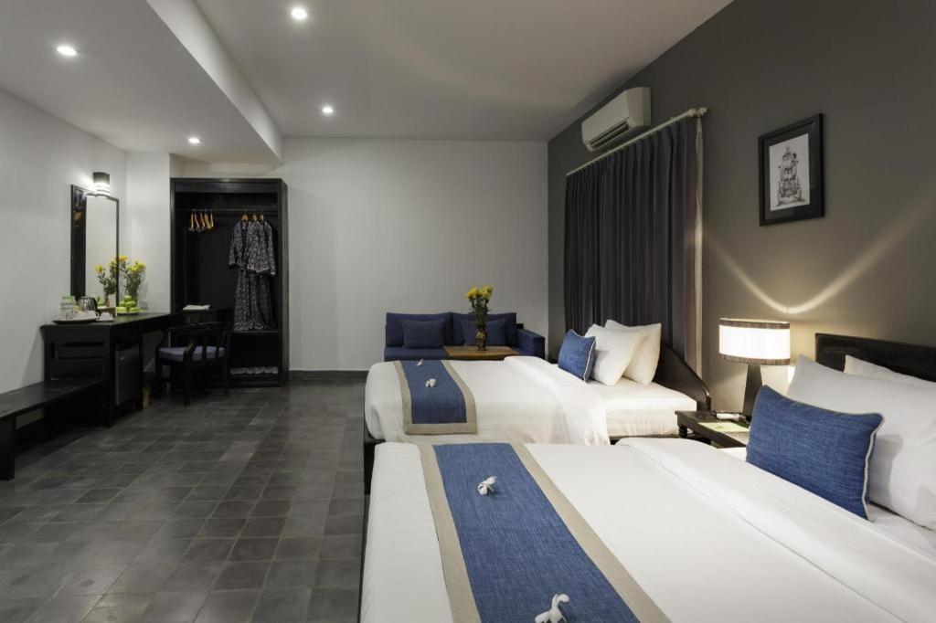 The Cyclo Siem Reap Hotel Bagian luar foto